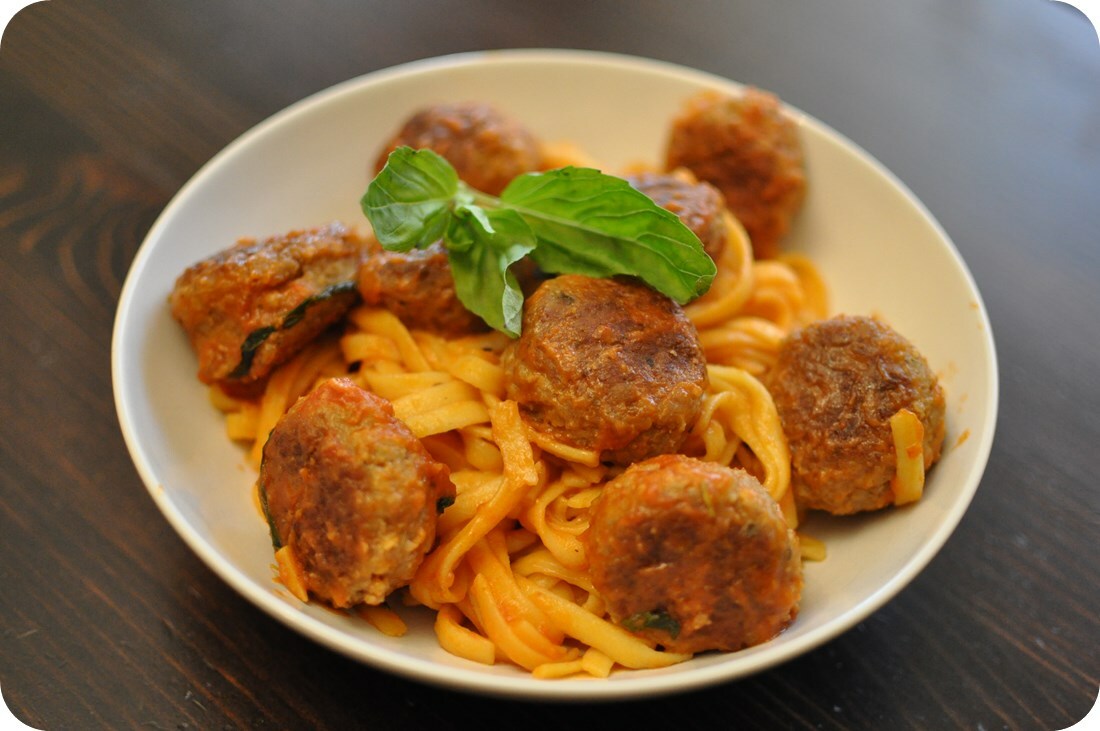 Pasta Con Albóndigas, Receta Fácil Paso A Paso