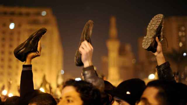 Los manifestantes despreciaron así el discurso de Mubarak en la plaza Tahrir.
