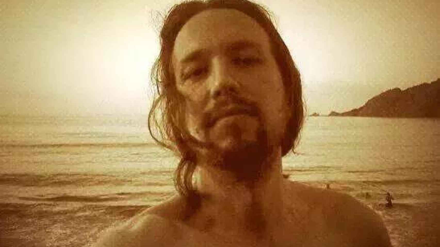 Selfie de Pablo Iglesias en la playa