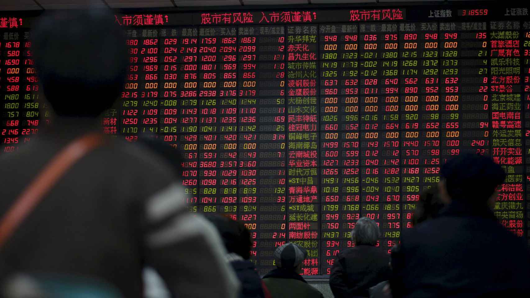 La Bolsa de China sigue en crisis.