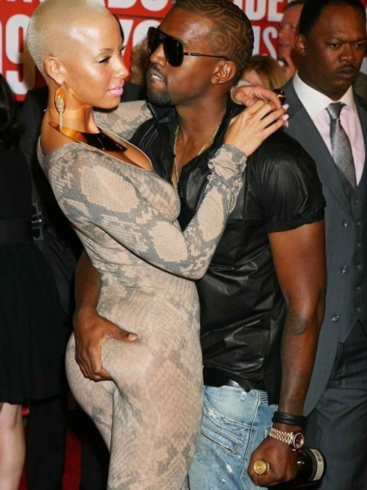 Kanye West confiesa su virginidad anal foto