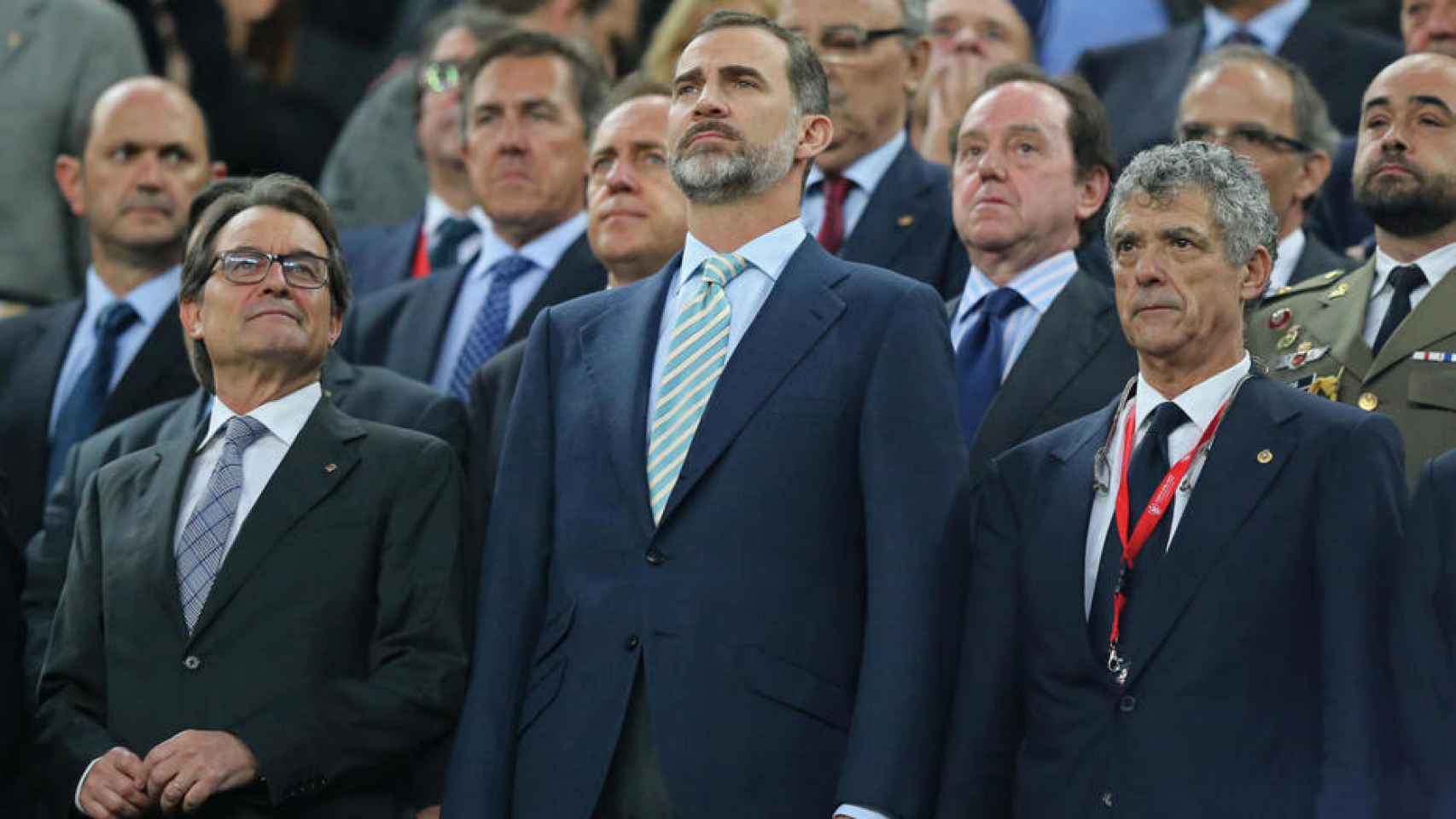 Artur Mas, Felipe VI e Íñigo Urkullu, en la final de la Copa del Rey.