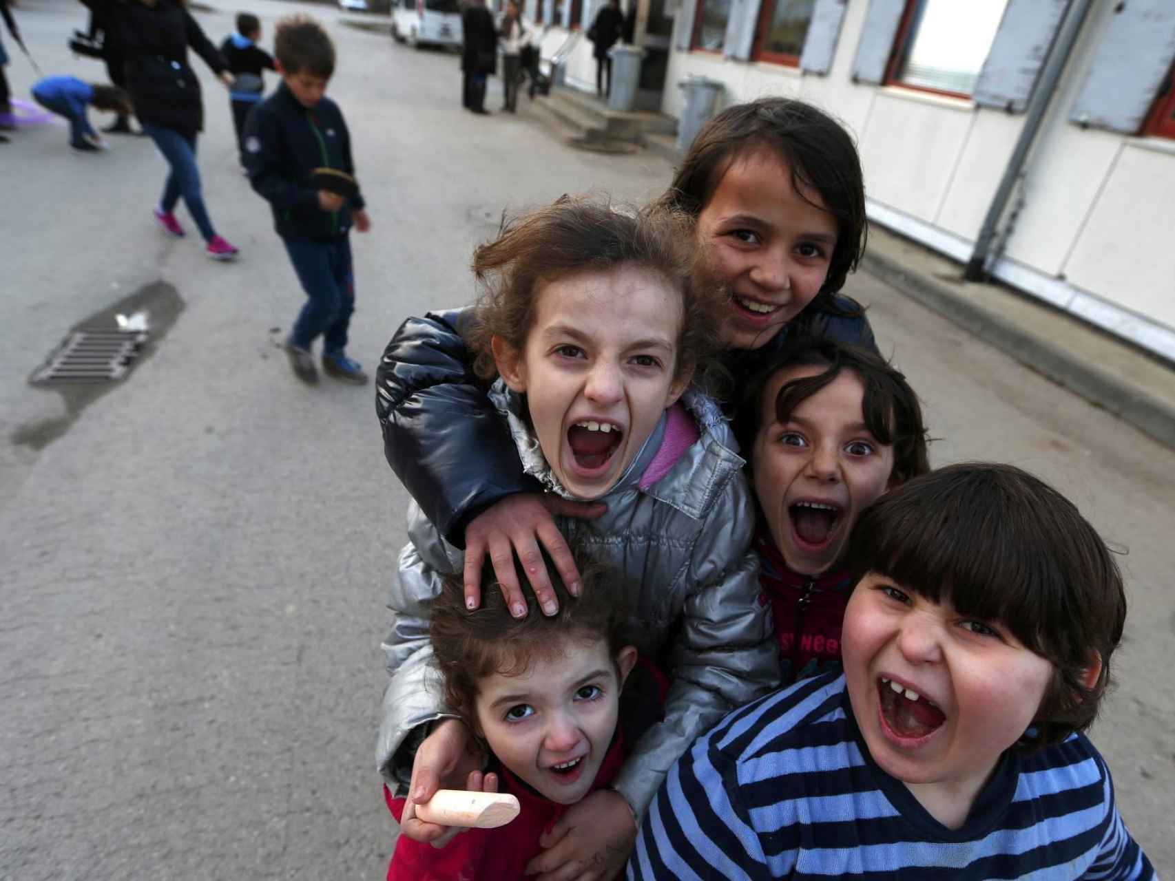Niños refugiados en un centro refugiado de la ciudad alemana de Manching.