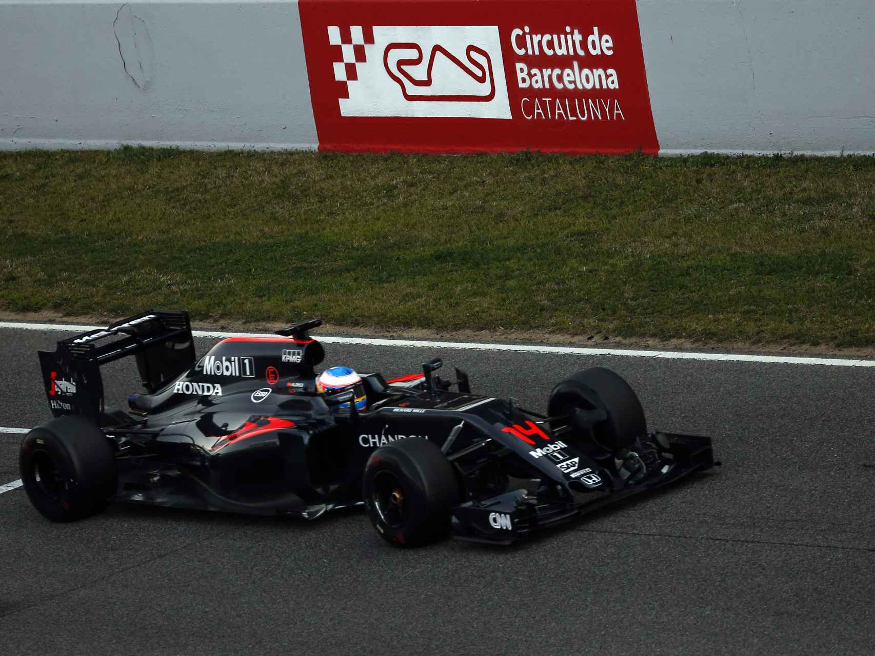 Fernando Alonso en los test de Montmeló