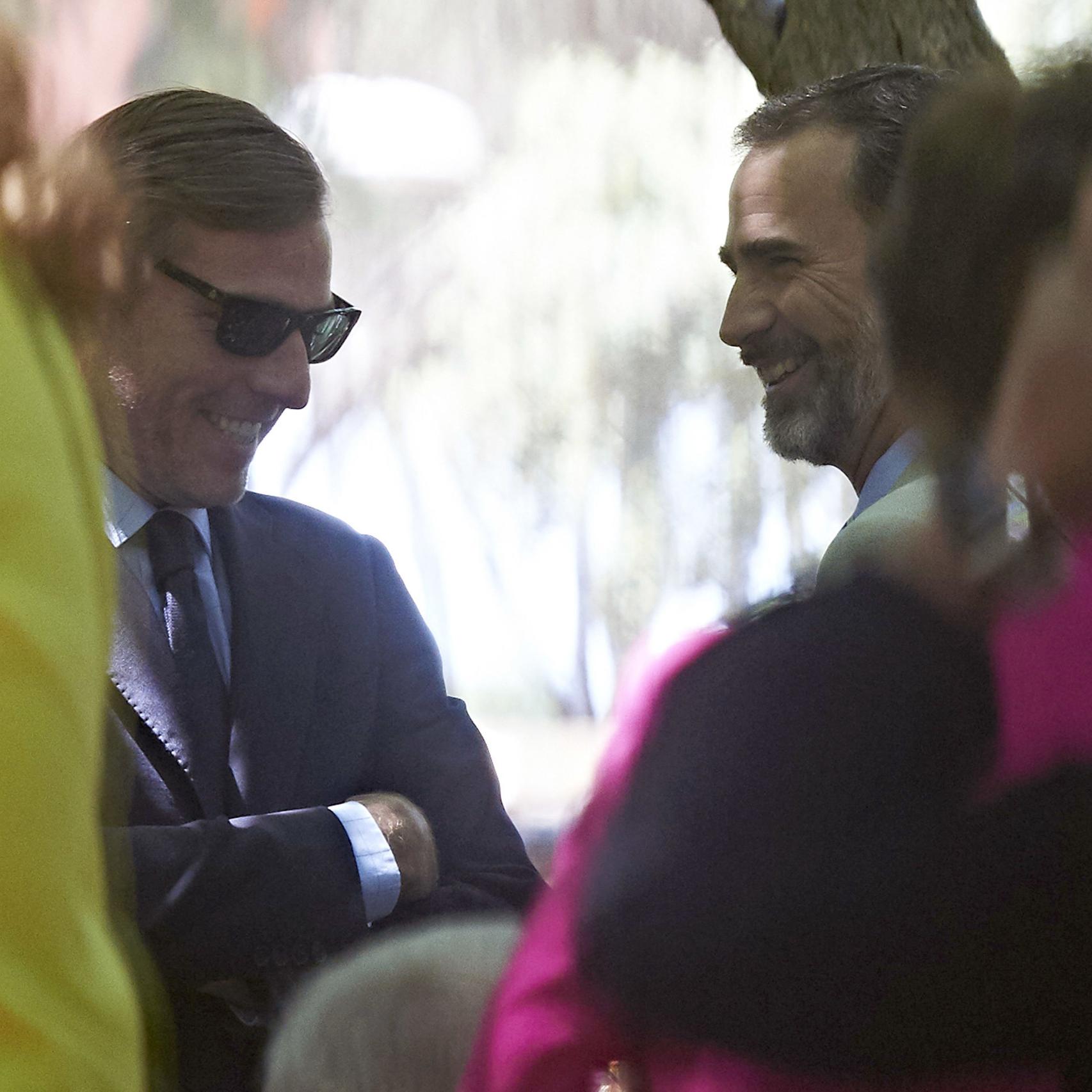 Beltrán Gómez-Acebo y Felipe VI en la comunión de Laura, la hija de Beltrán