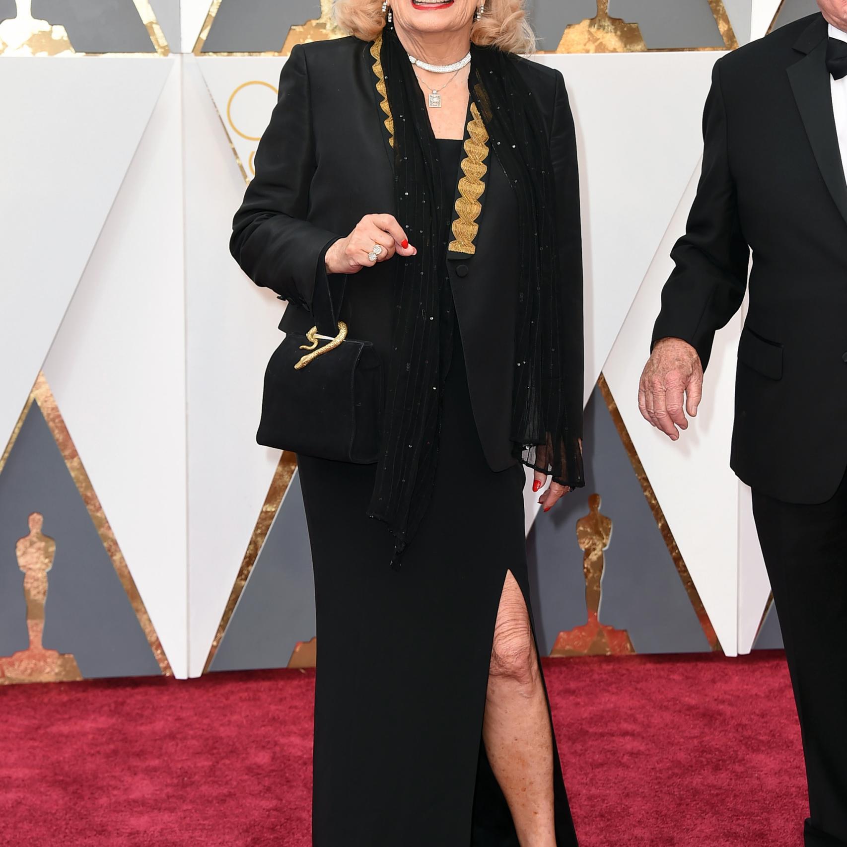 Gena Rowlands a sus 85 años aún sigue pisando la alfombra roja
