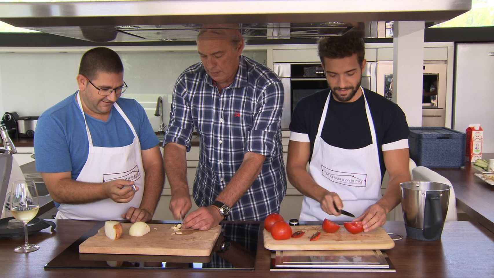 Dani García, Bertín Osborne y Pablo Alborán en la cocina de Bertín