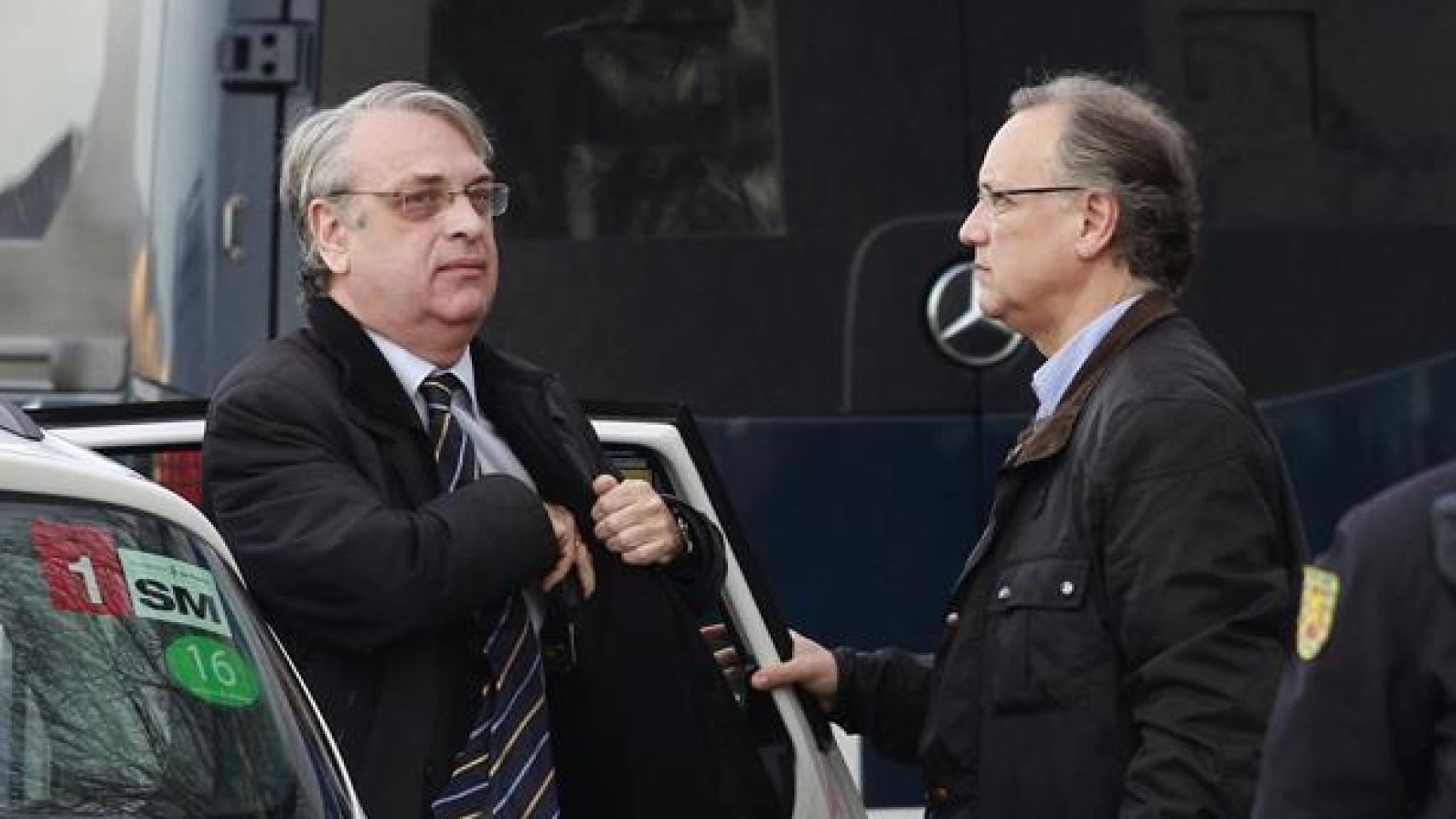 Miguel Tejeiro, a la izquierda, junto a su hermano Marco Antonio Tejeiro.