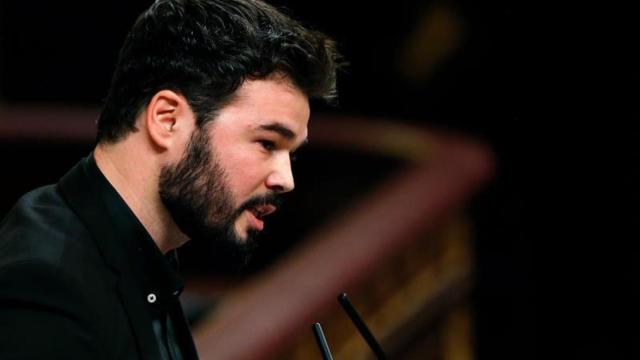 El diputado de ERC Gabriel Rufián interviene durante la sesión plenaria