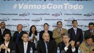 Torrealba, junto a otros líderes opositores durante la rueda de prensa