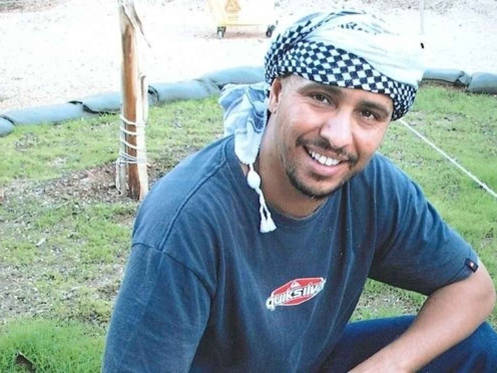 Mohamedou Ould Slahi, autor de Diario de Guantánamo y preso allí desde 2002