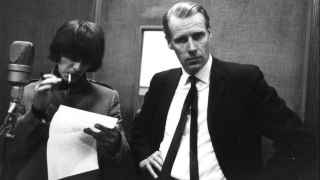 El músico George Harrison y George Martin, el llamado quinto beatle
