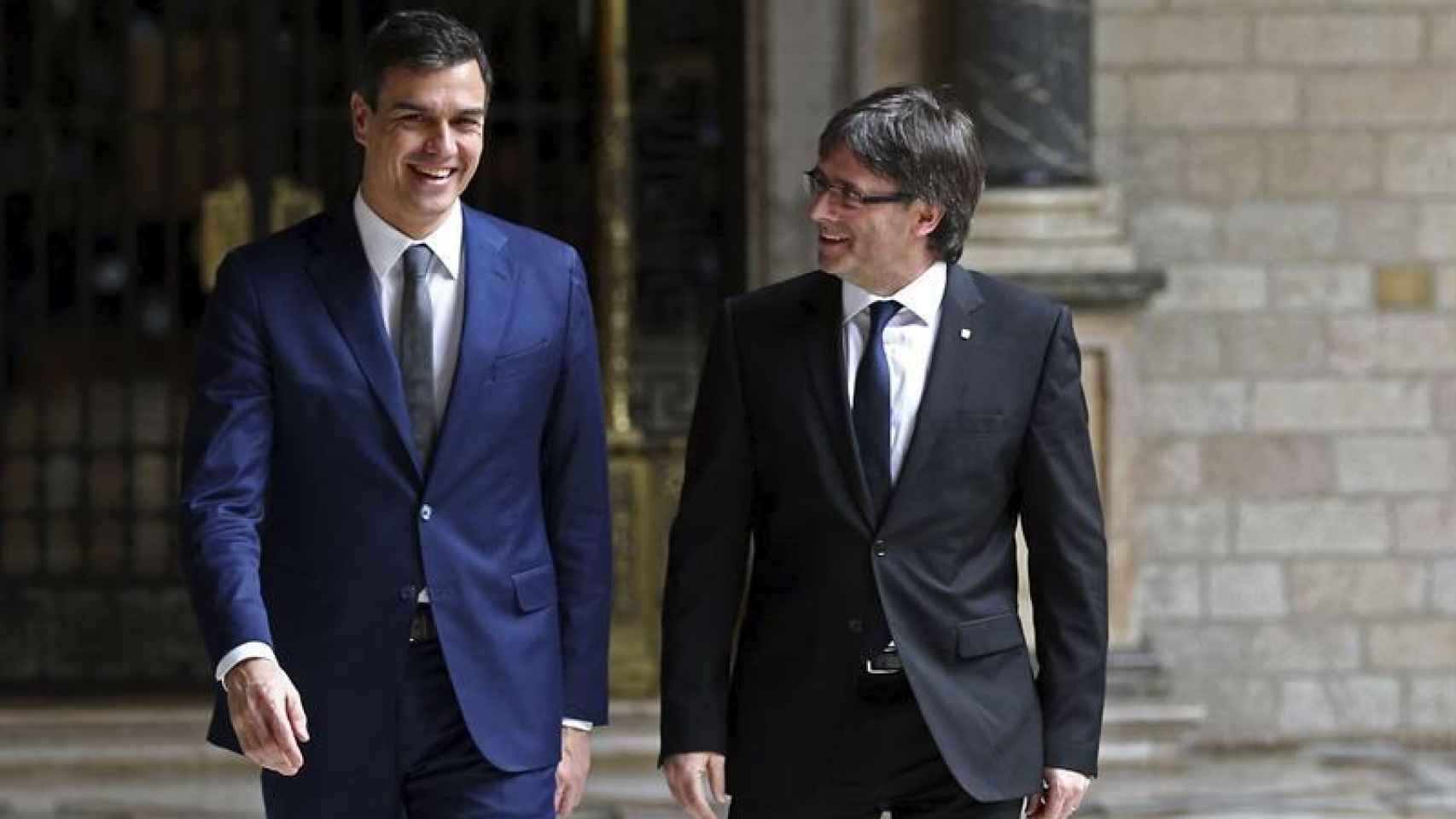 Sánchez y Puigdemont durante su encuentro este martes en Barcelona