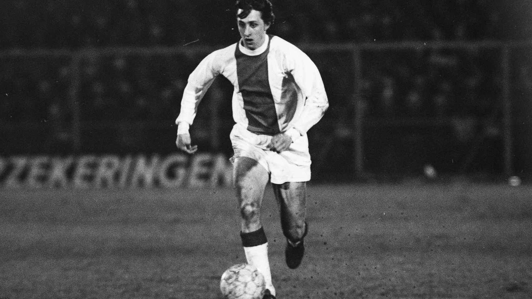 Con Johan Cruyff se va una de las grandes leyendas del deporte, uno de los grandes mitos del fútbol.