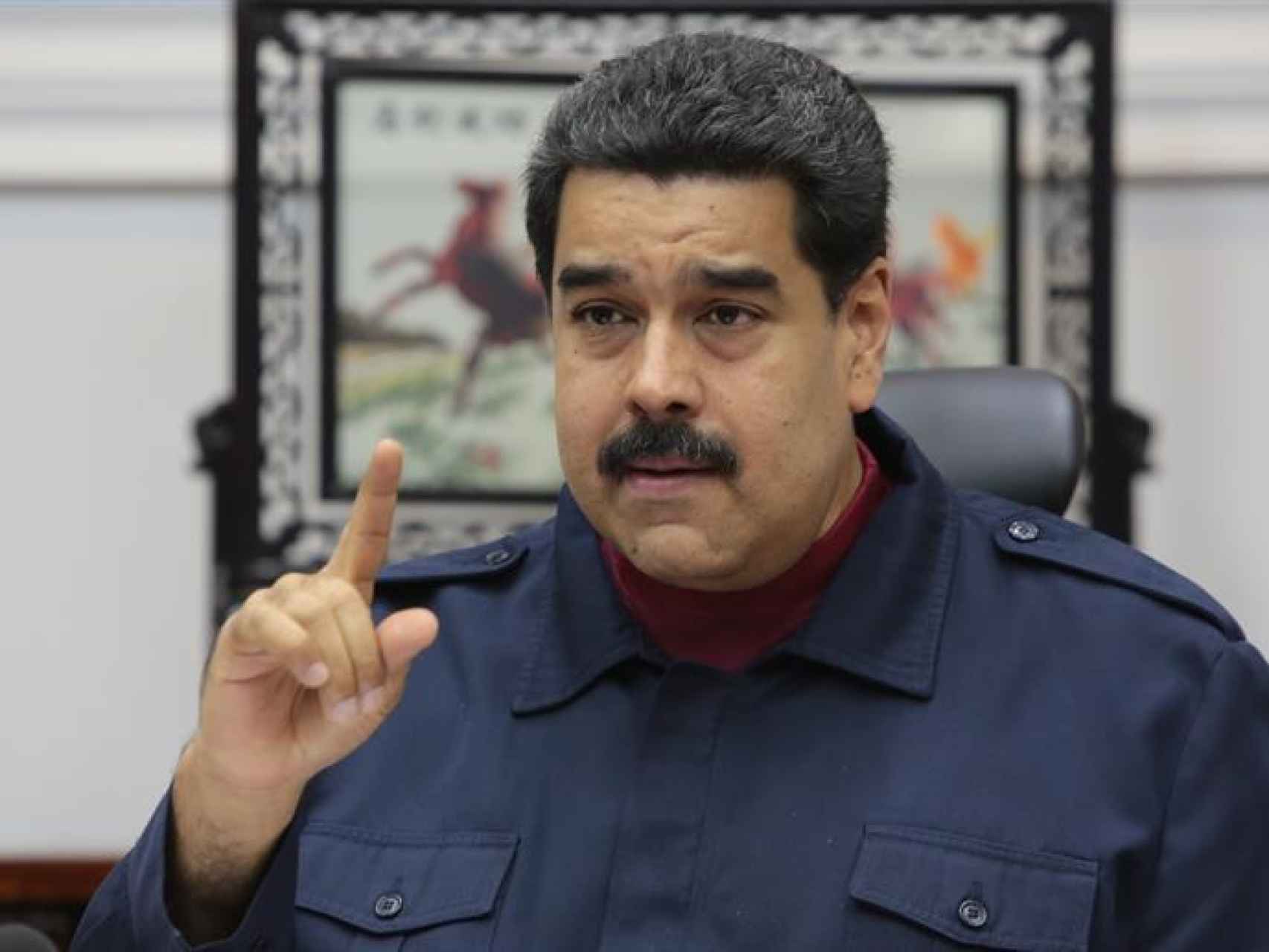 Maduro ha implementado diversas medidas para el ahorro que no muestran resultados.