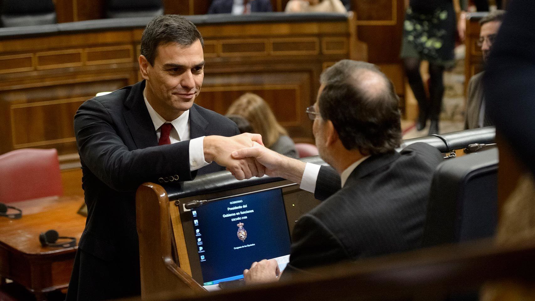 Sánchez y Rajoy, en el Congreso de los Diputados en una imagen de archivo.