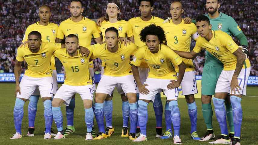 Alineación titular de Brasil contra Paraguay.