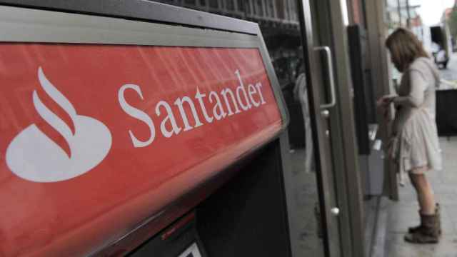 El Santander anuncia un ERE y el cierre de 425 oficinas en España
