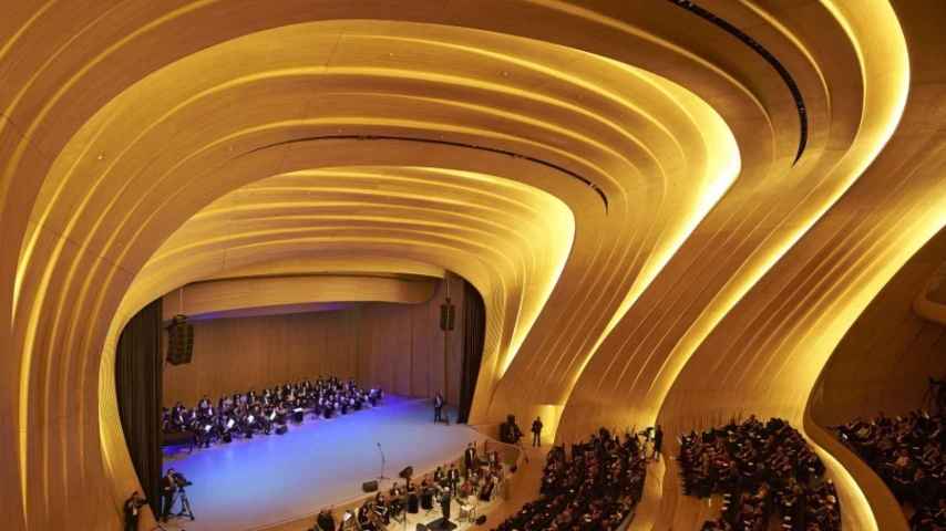 El Heyder Aliyev Center, en Azerbayán, construido por Zaha Hadid, en 2012.