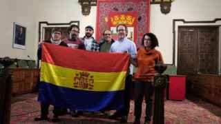 El Ayuntamiento de Cervera (Lleida) declara persona non grata al Rey y la Familia Real