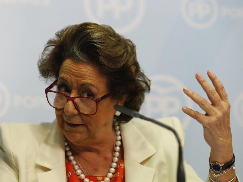 Rita Barberá durante una rueda de prensa en Valencia.
