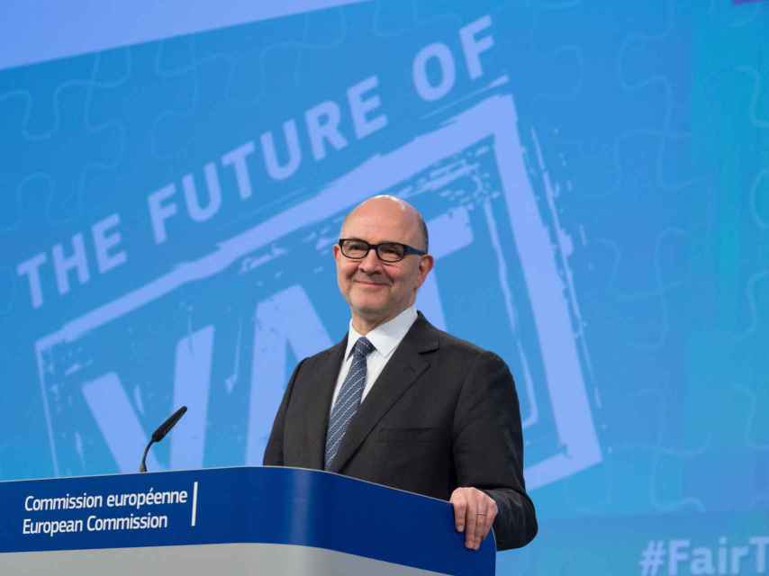 El comisario Moscovici quiere dar más autonomía fiscal a los gobiernos