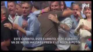 Macri dándolo todo en el reggaeton de los papeles de Panamá.