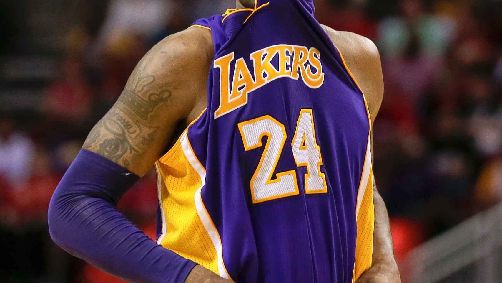 Kobe Bryant durante uno de sus últimos encuentros con los Lakers.