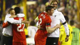 Klopp celebra con sus jugadores la remontada ante el Dortmund.