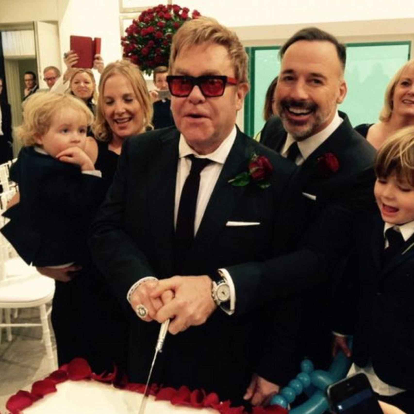 Elton John y David Furnish en su boda