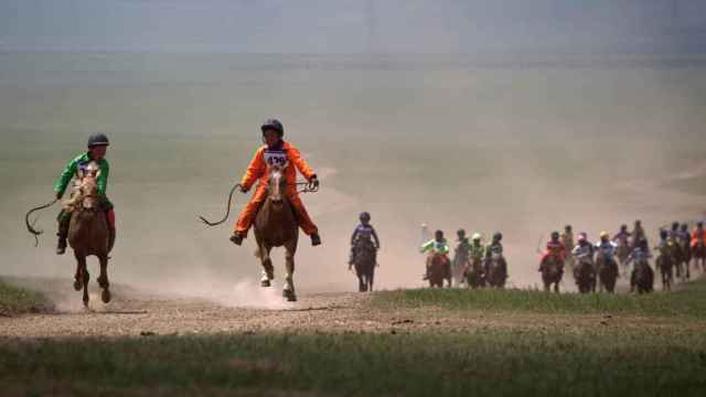 Carreras de caballos en Mongolia