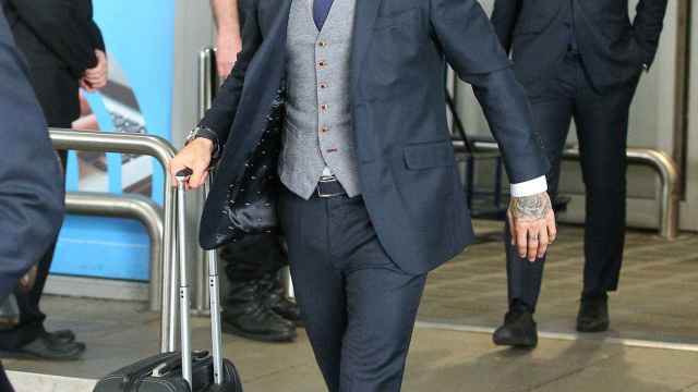 Sergio Ramos a su llegada al aeropuerto de Manchester