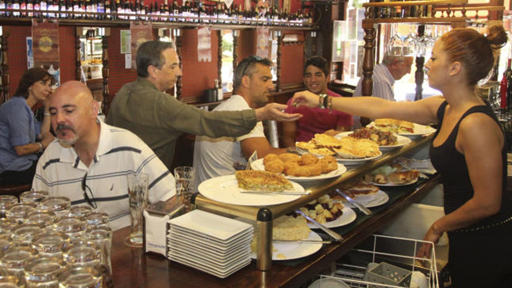 La barra de esta clásica cervecería. /