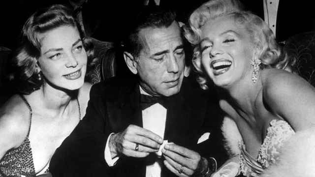 Bacall, Bogart y Monroe en la premier de 'Cómo casarse con un millonario'