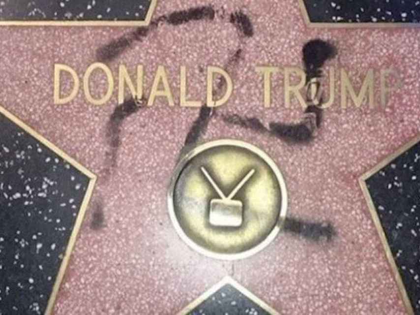 Estrella de Donald Trump en el paseo de la Fama