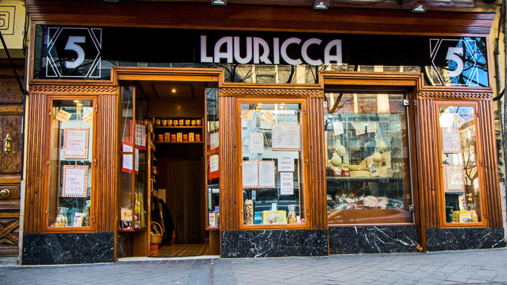 Exterior de la tienda Lauricca.