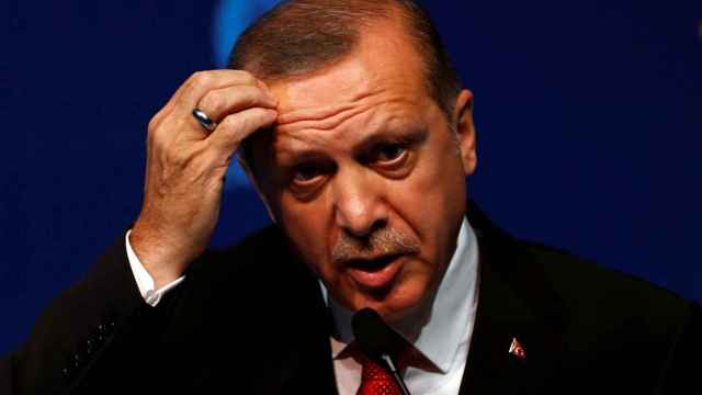 Erdogan trata de restablecer relaciones con Moscú.