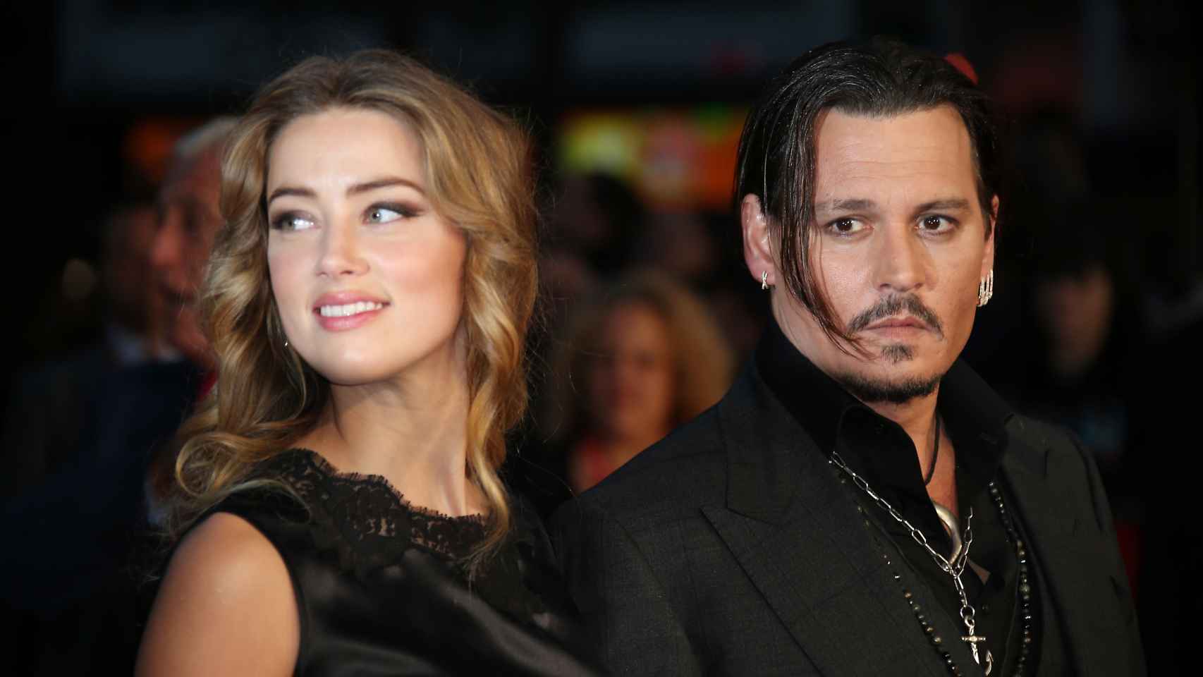 Johnny Depp y Amber Heard en la premier de Black Mass