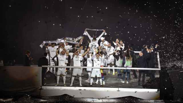 El Real Madrid celebra la Undécima.