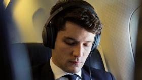 Así consiguen los auriculares cancelar el ruido externo