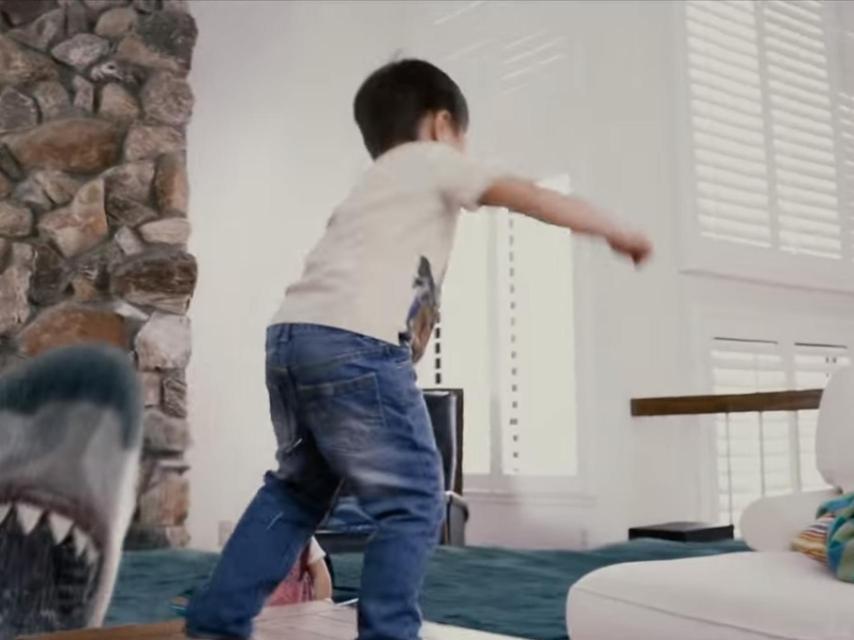 Action Movie Kid vuelve el niño al que su padre convierte en superhéroe