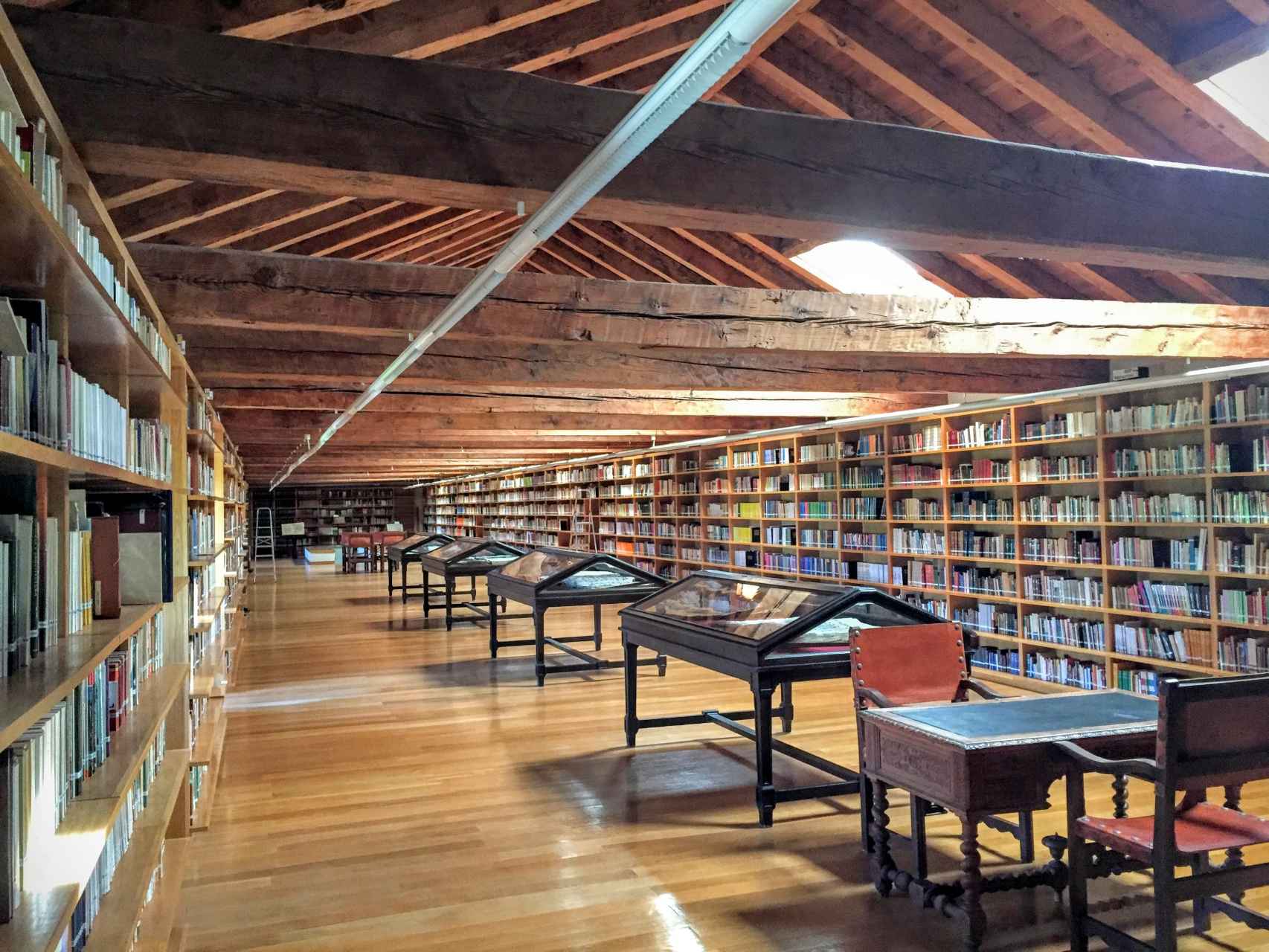 La biblioteca del monasterio.
