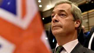 Farage afirma que no habrá compromisos con la UE sobre la libre circulación