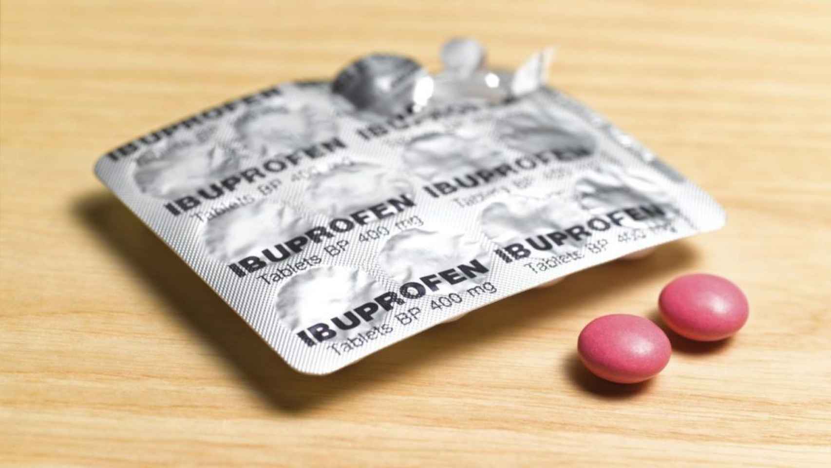 Un blíster de ibuprofeno en comprimidos de 400 miligramos.
