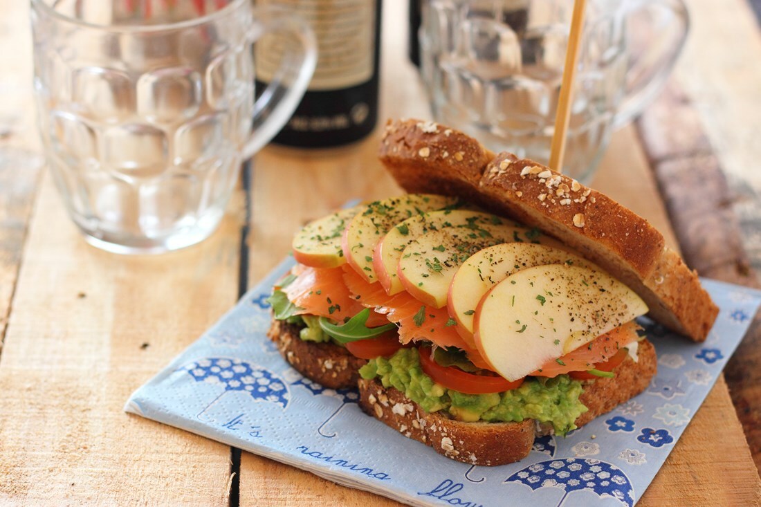 sandwich-salmon-manzana-00