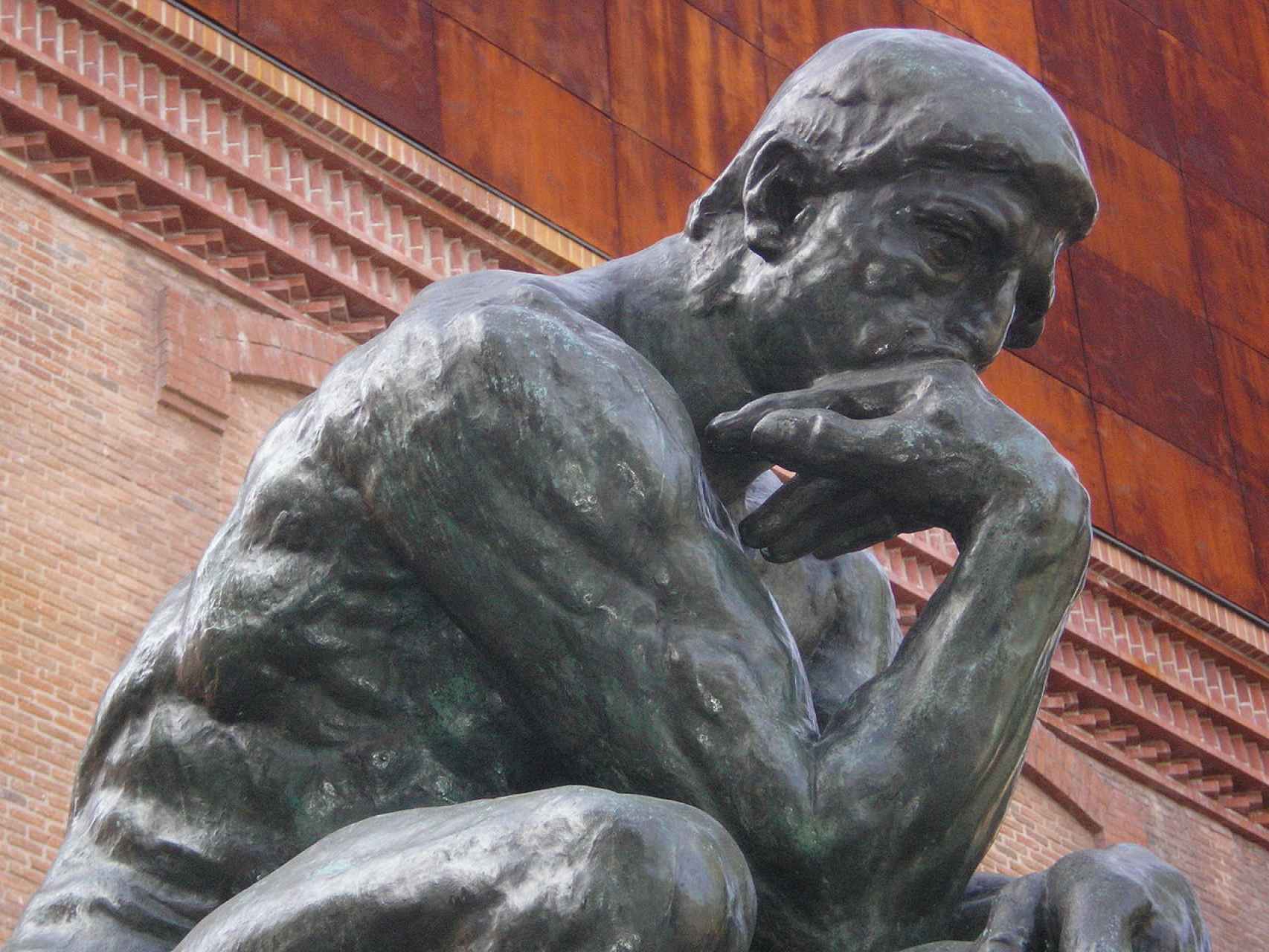 El pensador de Rodin en el Caixa Forum.
