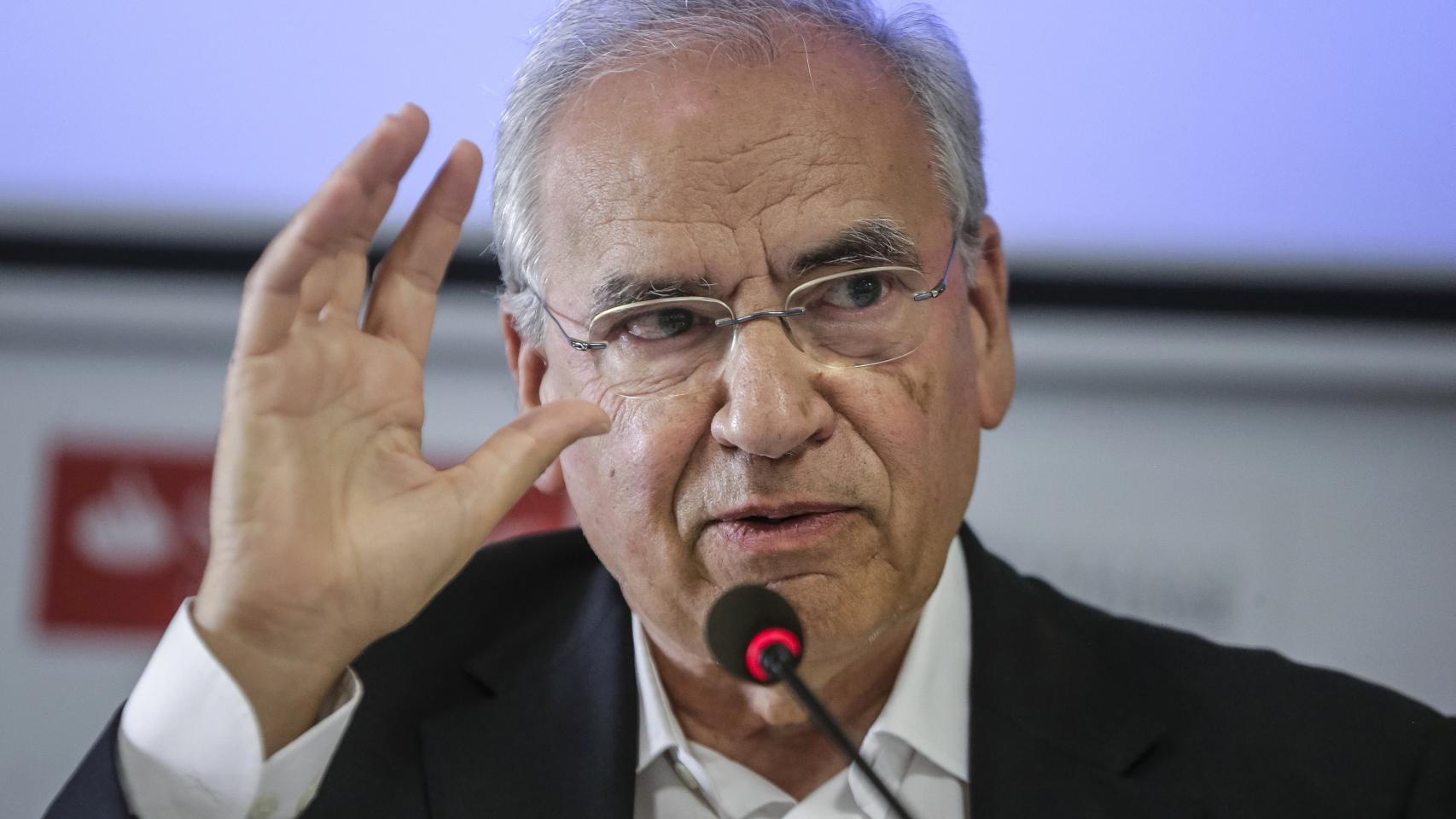 Alfonso Guerra durante su conferencia