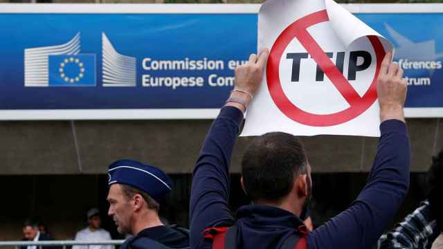 Personas contra el TTIP en Bruselas.
