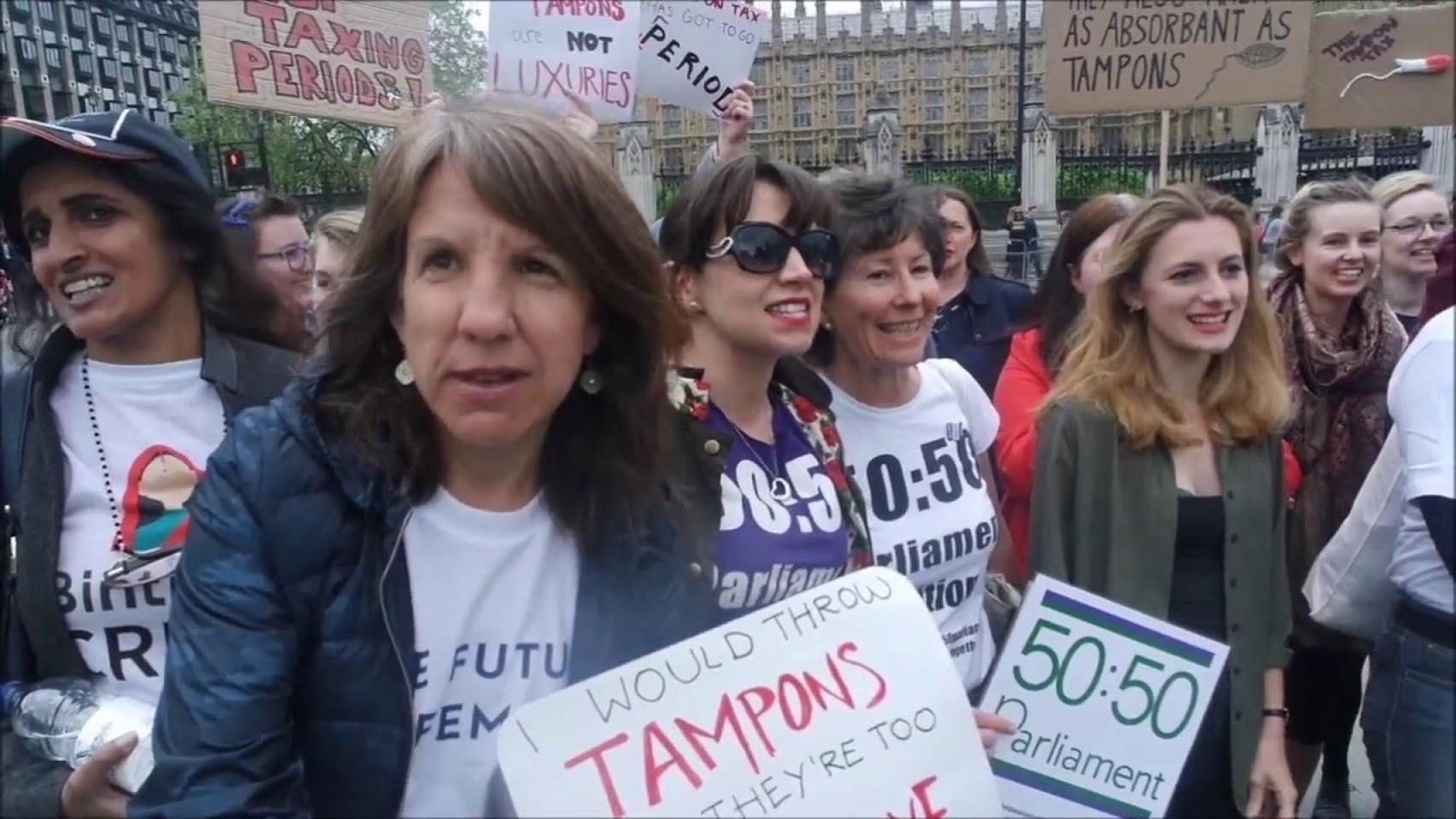 Concentración contra los impuestos al tampón en Londres.