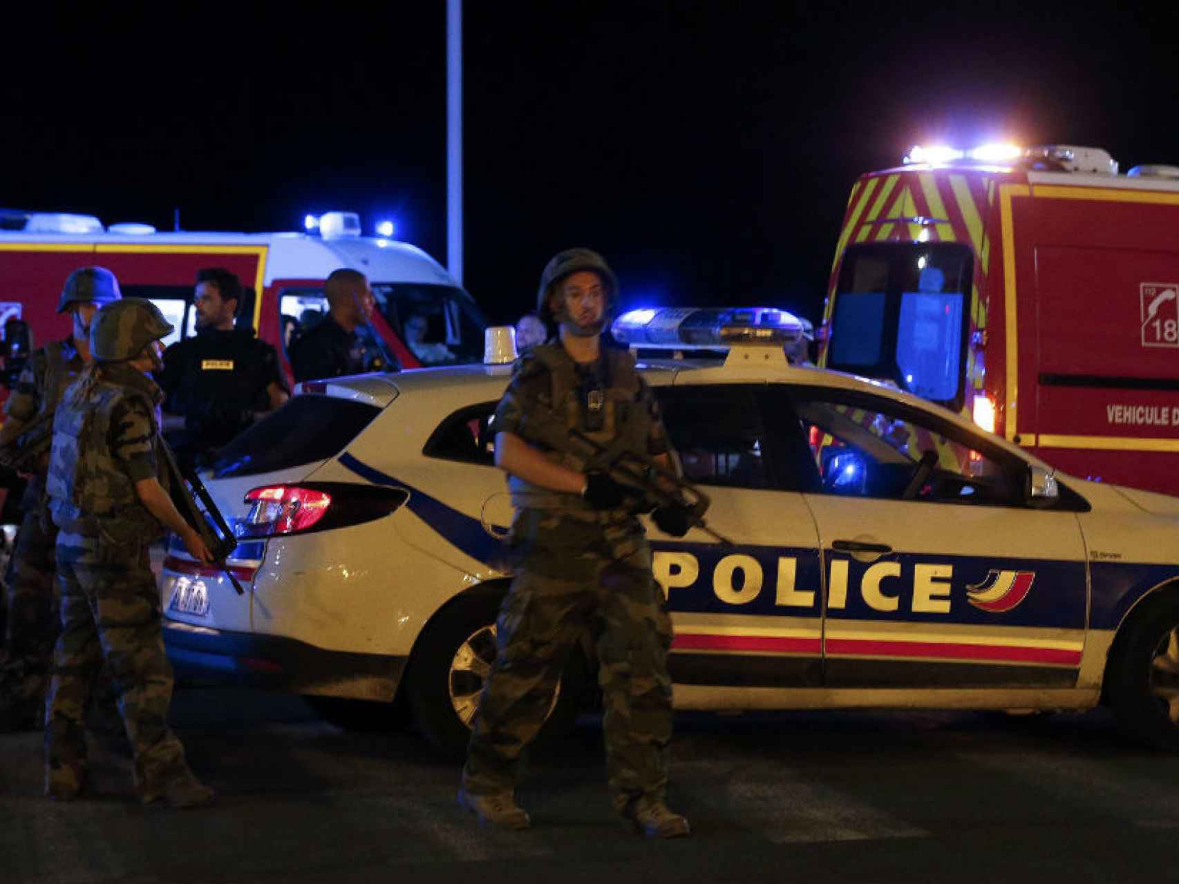 Un terrorista a bordo de un camión desata la tragedia en Niza